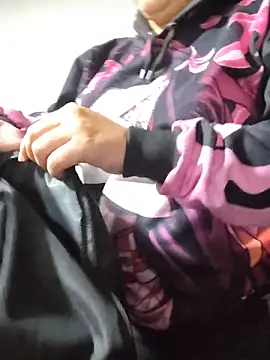 Cute Penelope online show from 04/18/26, 11:03