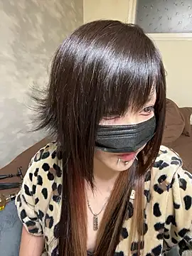 Snapshot of miyabi_room chatting on 05/21/26, 12:01 miyabi room online show from 05/21/26, 12:01