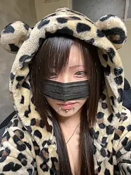 Snapshot of miyabi_room chatting on 06/07/26, 12:20 miyabi room online show from 06/07/26, 12:20
