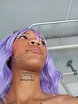 Honey-420- online show from 10/03/25, 04:15