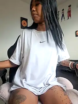 Honey-420- online show from 11/01/25, 11:45