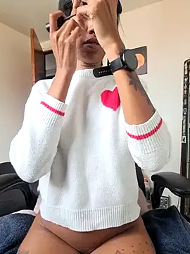 Honey-420- online show from 11/30/25, 06:56