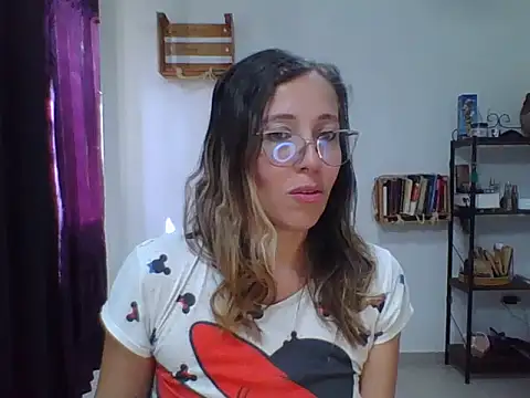 charlott ponce online show from 10/24/25, 06:37