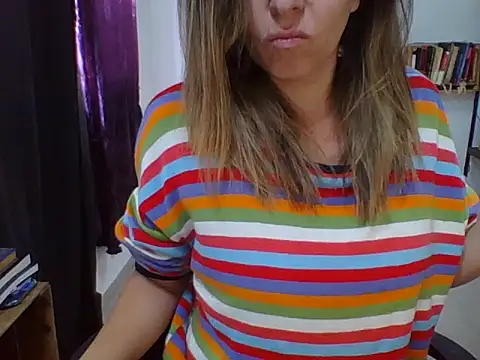 charlott ponce online show from 11/11/25, 07:58