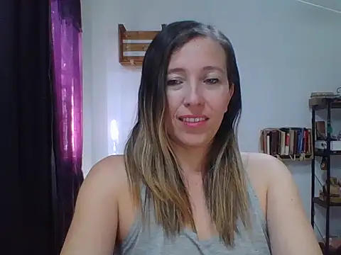 charlott ponce online show from 12/01/25, 06:24