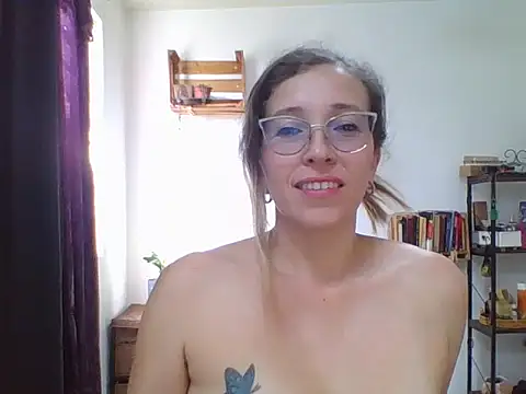 charlott ponce online show from 12/05/25, 07:21