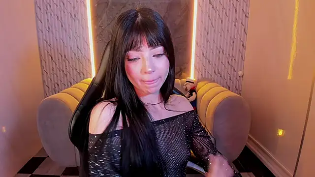  mia collins b  online show from 10/16/25, 12:50