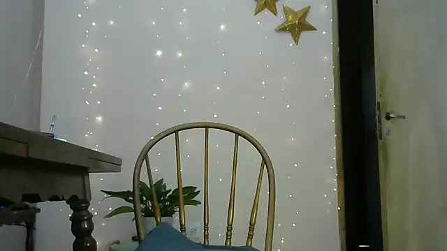 Snapshot of lucecitafantasy2 chatting on 01/11/25, 10:19 lucecitafantasy2 online show from 01/11/25, 10:19