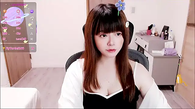 a0513 online show from 09/28/25, 03:28