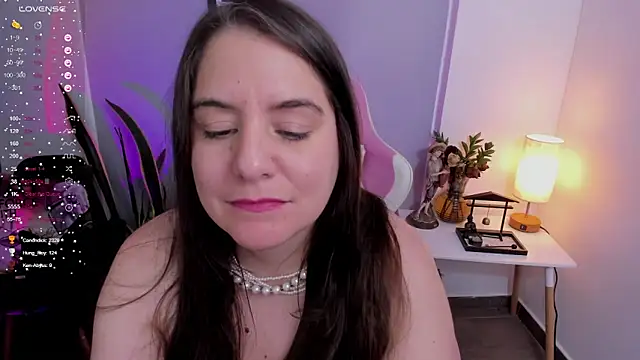 Tamara m  online show from 03/03/25, 11:03