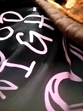 Snapshot of tahra-19 chatting on 12/16/24, 03:30 tahra-19 online show from 12/16/24, 03:30