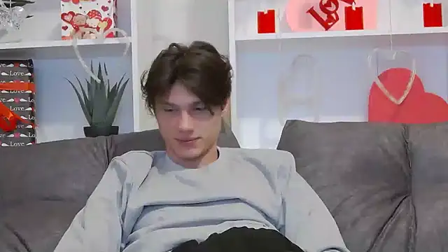 CalvinCay online show from 02/05/25, 08:04
