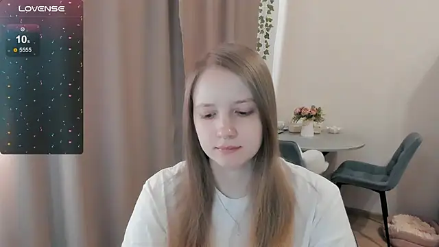 Snapshot of Alyaley chatting on 04/24/26, 07:55 Alyaley online show from 04/24/26, 07:55