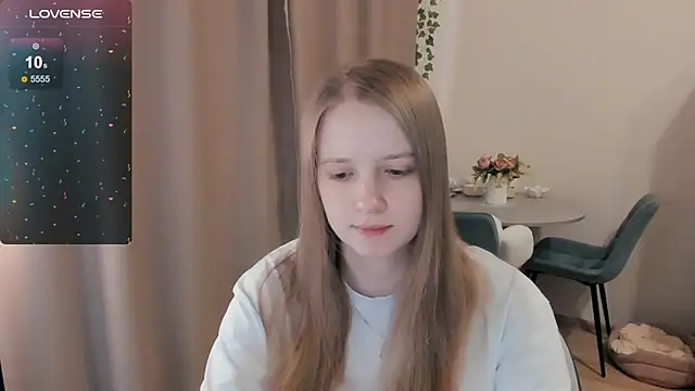 Snapshot of Alyaley chatting on 04/26/26, 08:34 Alyaley online show from 04/26/26, 08:34