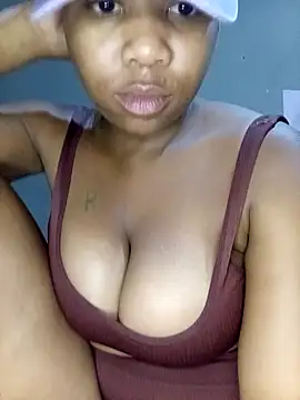 Snapshot of cindyxxx1 chatting on 01/11/26, 06:46 cindyxxx1 online show from 01/11/26, 06:46