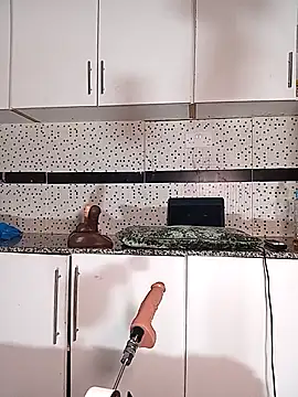 Snapshot of Bella045 chatting on 09/27/25, 02:55 Bella045 online show from 09/27/25, 02:55