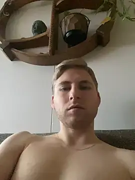 HotIceman2407 online show from 01/03/25, 09:04