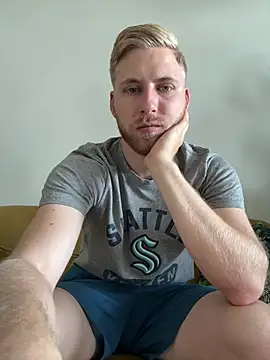 HotIceman2407 online show from 08/06/26, 11:23