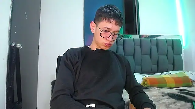 Mr daren  online show from 02/19/25, 05:06