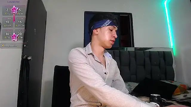 Mr daren  online show from 03/22/25, 07:09