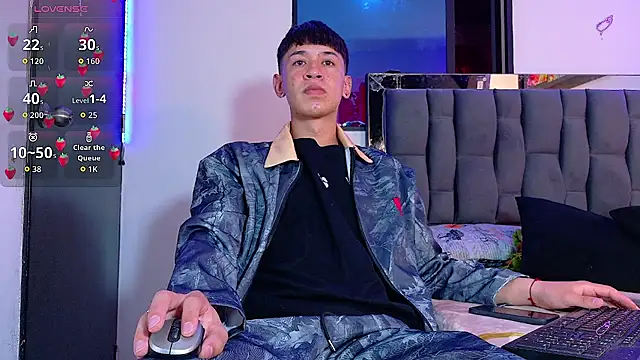 Mr daren  online show from 09/08/25, 04:17