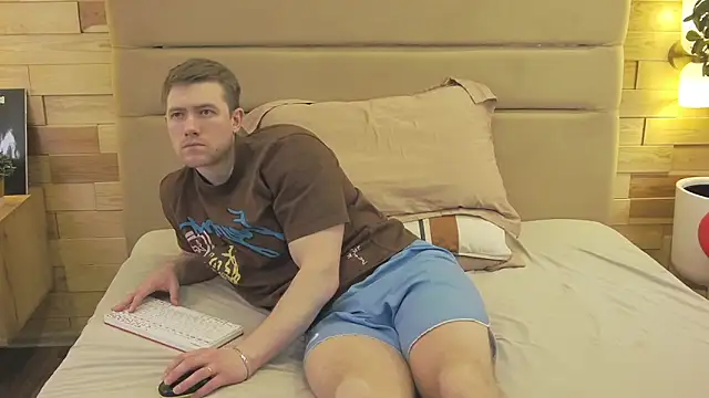 EthanPinkman online show from 02/15/26, 07:51