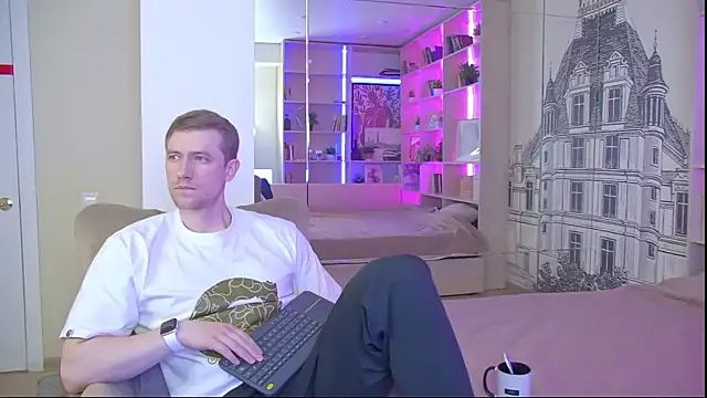 EthanPinkman online show from 06/05/26, 06:52