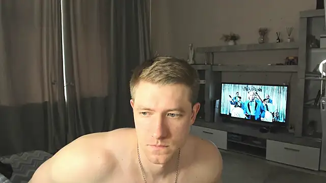 Snapshot of EthanPinkman chatting on 06/27/26, 06:18 EthanPinkman online show from 06/27/26, 06:18