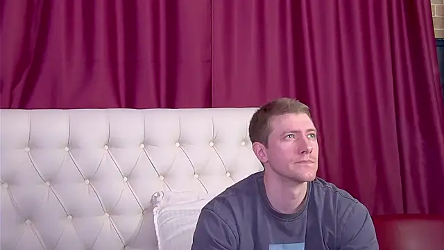 Snapshot of EthanPinkman chatting on 07/05/26, 05:03 EthanPinkman online show from 07/05/26, 05:03