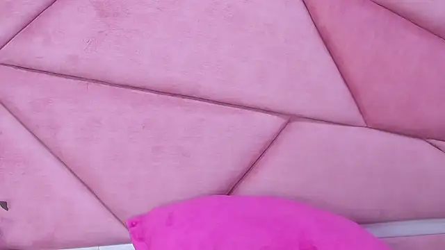 LilithCooperr  online show from 03/21/25, 01:02