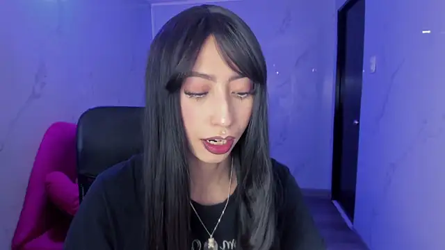 LilithCooperr  online show from 05/05/26, 03:25