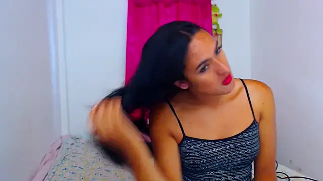 misss estrella online show from 09/25/25, 03:16