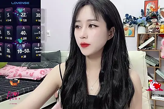 Snapshot of _LLisa_ chatting on 12/21/24, 06:34 LLisa online show from 12/21/24, 06:34