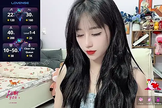 Snapshot of _LLisa_ chatting on 12/22/24, 04:48 LLisa online show from 12/22/24, 04:48