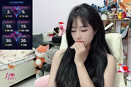 Snapshot of _LLisa_ chatting on 12/27/24, 07:46 LLisa online show from 12/27/24, 07:46