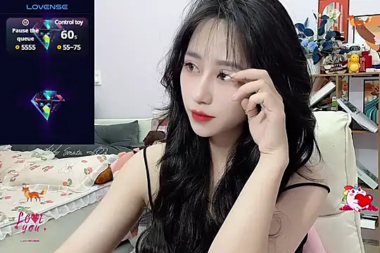 Snapshot of _LLisa_ chatting on 01/04/25, 06:19 LLisa online show from 01/04/25, 06:19