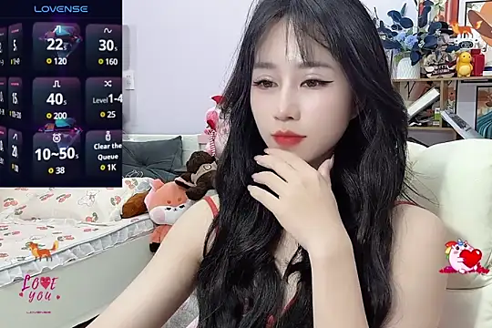 Snapshot of _LLisa_ chatting on 01/07/25, 10:19 LLisa online show from 01/07/25, 10:19