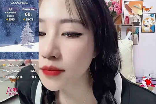 Snapshot of _LLisa_ chatting on 02/10/25, 08:31 LLisa online show from 02/10/25, 08:31