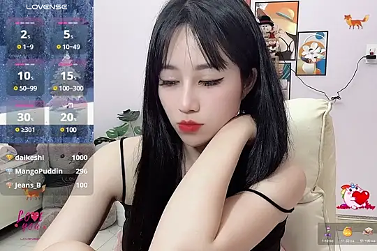 Snapshot of _LLisa_ chatting on 02/20/25, 12:41 LLisa online show from 02/20/25, 12:41