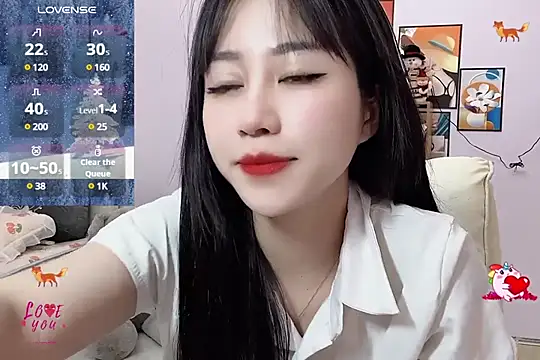 Snapshot of _LLisa_ chatting on 02/21/25, 07:21 LLisa online show from 02/21/25, 07:21