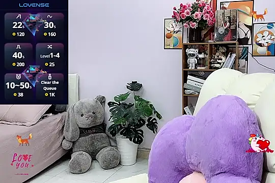 Snapshot of _LLisa_ chatting on 02/27/25, 12:32 LLisa online show from 02/27/25, 12:32