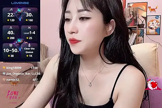 Snapshot of _LLisa_ chatting on 03/13/25, 10:43 LLisa online show from 03/13/25, 10:43