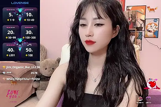 Snapshot of _LLisa_ chatting on 03/14/25, 11:00 LLisa online show from 03/14/25, 11:00