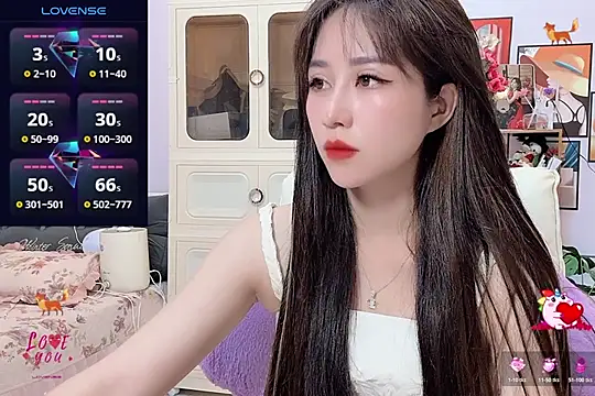 Snapshot of _LLisa_ chatting on 09/09/25, 02:33 LLisa online show from 09/09/25, 02:33