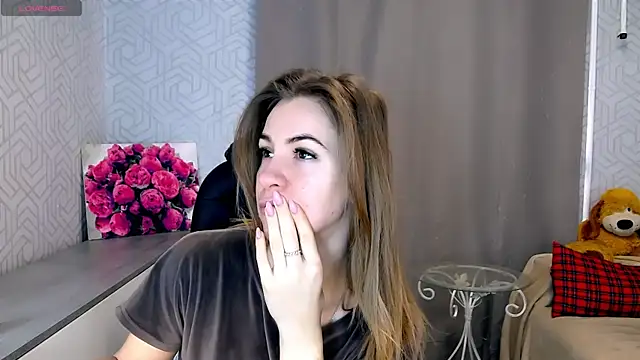 Naughty  Megan online show from 03/20/25, 09:26