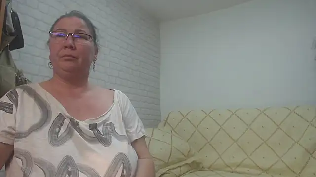 EmmaSquirt online show from 02/13/25, 09:27