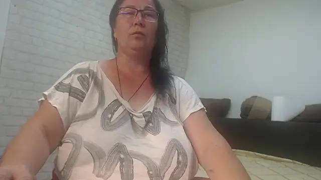 EmmaSquirt online show from 06/05/26, 09:53