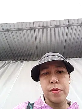 2HotAsain4u online show from 10/21/25, 01:50