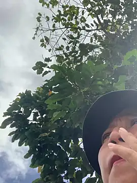 2HotAsain4u online show from 10/26/25, 05:13