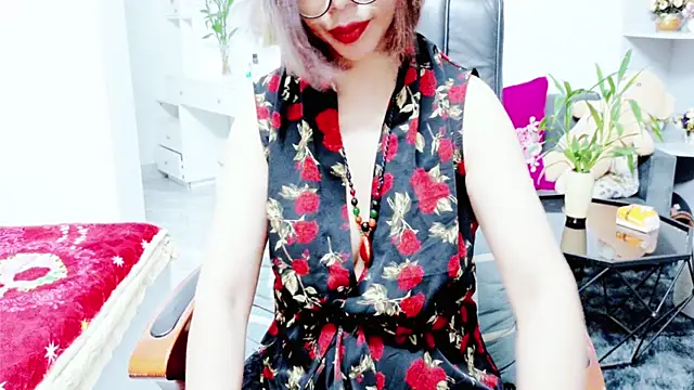 Snapshot of Miu-Le chatting on 06/21/26, 07:38 Miu-Le online show from 06/21/26, 07:38